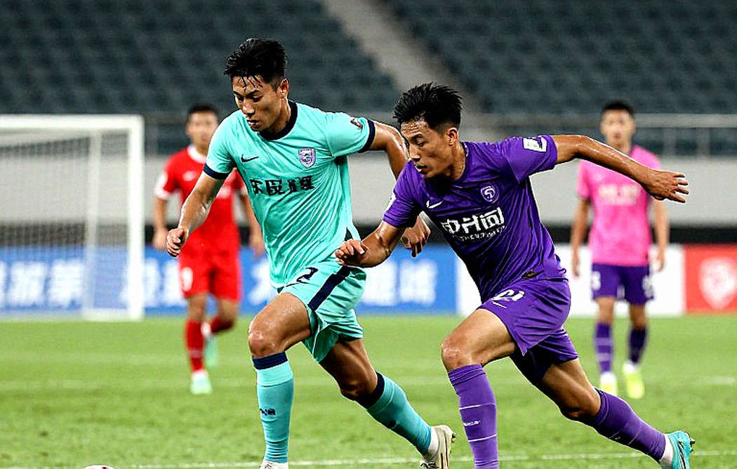 Xuân Son chấn thương nặng, Đình Bắc bị treo giò 2 trận tại Asian Cup: Đội tuyển Việt Nam đối mặt khủng hoảng lực lượng nghiêm trọng nhất nhiều năm