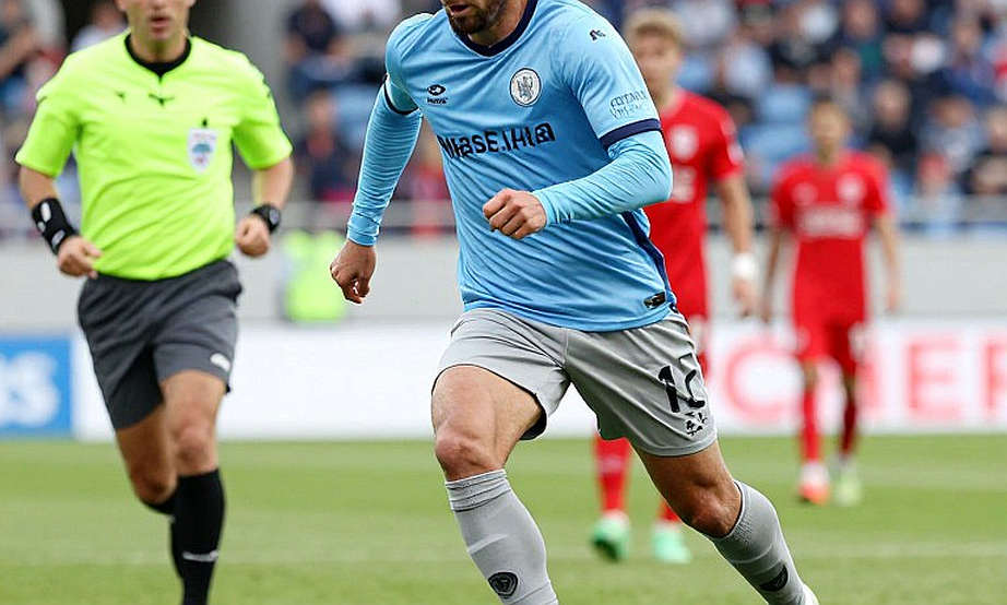 Abde's 'Complicated' Knee: Pellegrini's Tactical Puzzle Before Lille Showdown Abde's 'Complicated' Knee: Pellegrini's Tactical Puzzle Before Lille Showdown
