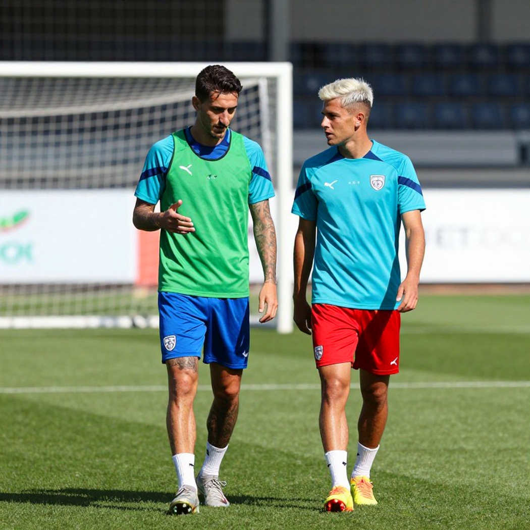 Zidane Ra Mắt, Mbappe Dính Chấn Thương: Đêm Pháp Thắng Mà Lo
